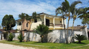 Casa na praia: piscina, bilhar, 5 quartos e vista